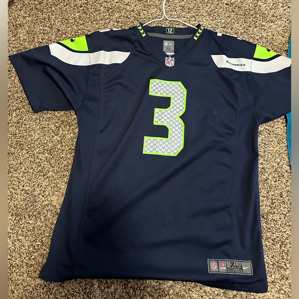Russell Wilson Seahawks jersey